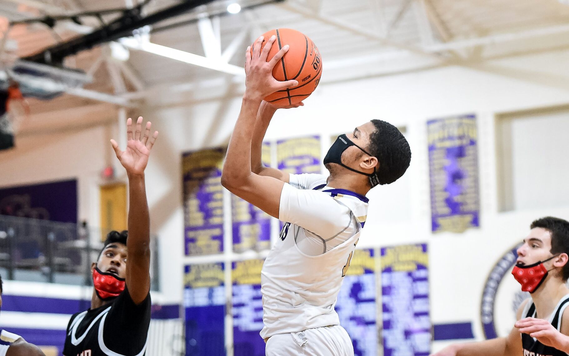 CBC vs. Chaminade basketball